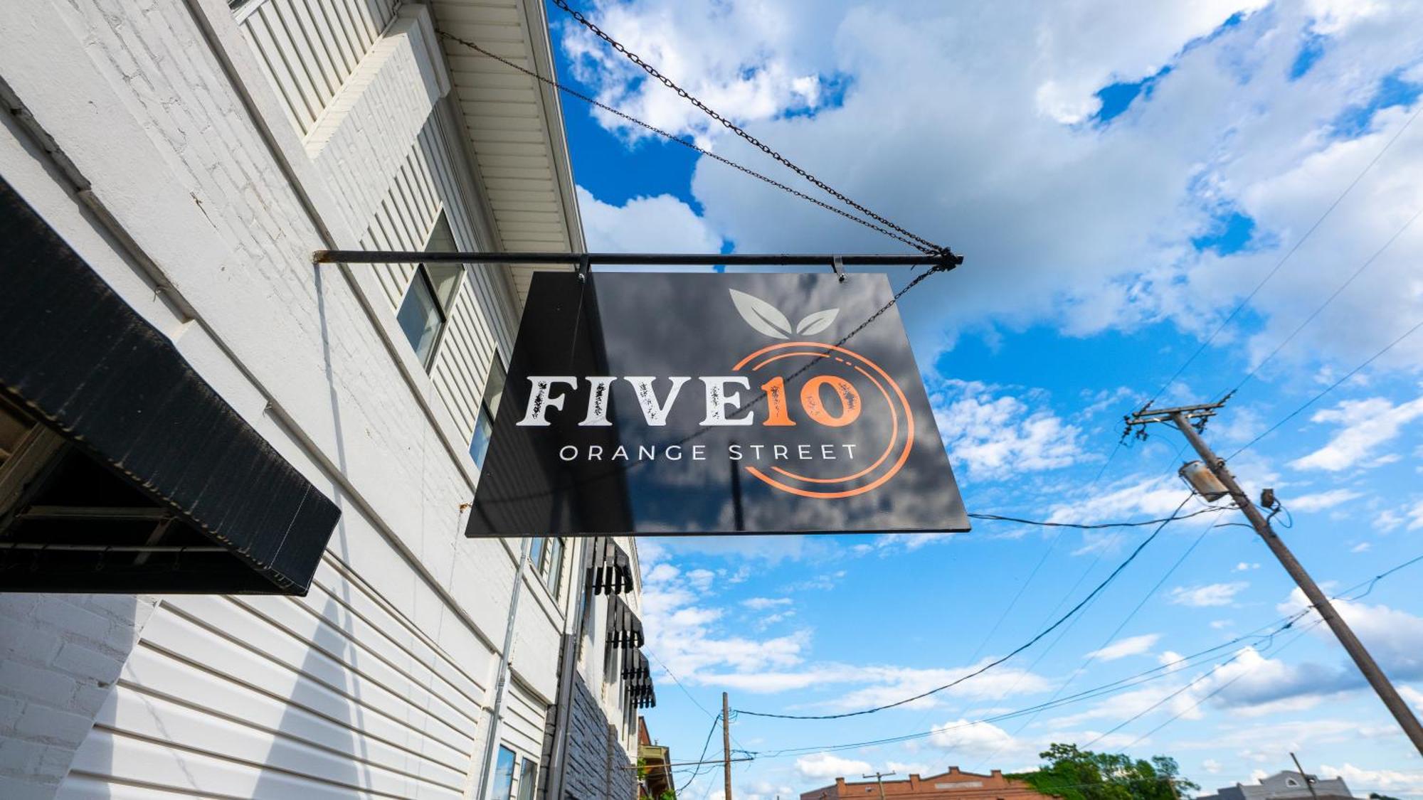 Five10 Orange Street Hotel - ฮอตสปริงส์ ภายนอก รูปภาพ