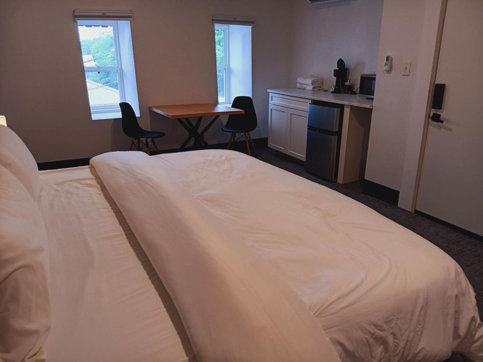 Five10 Orange Street Hotel - ฮอตสปริงส์ ภายนอก รูปภาพ